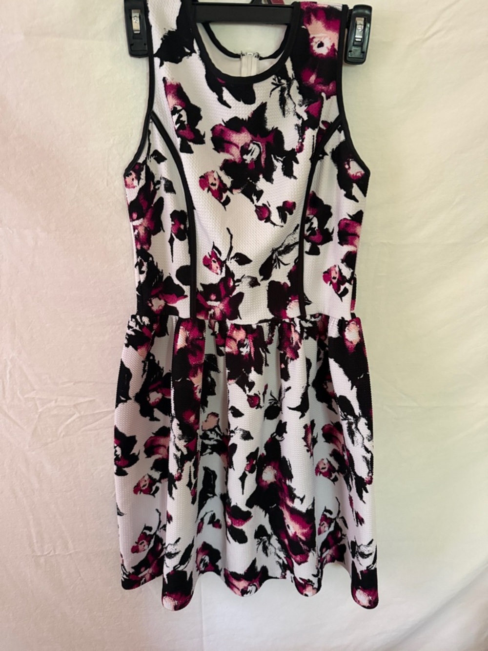 Women’s White Floral Fit-and-Flare Dress with Purple & Black Accents size Med